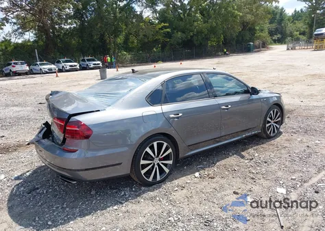 2018 Volkswagen Passat 3.6L V6 Gt из США, поврежденный, VIN 1VWJM7A33JC050284